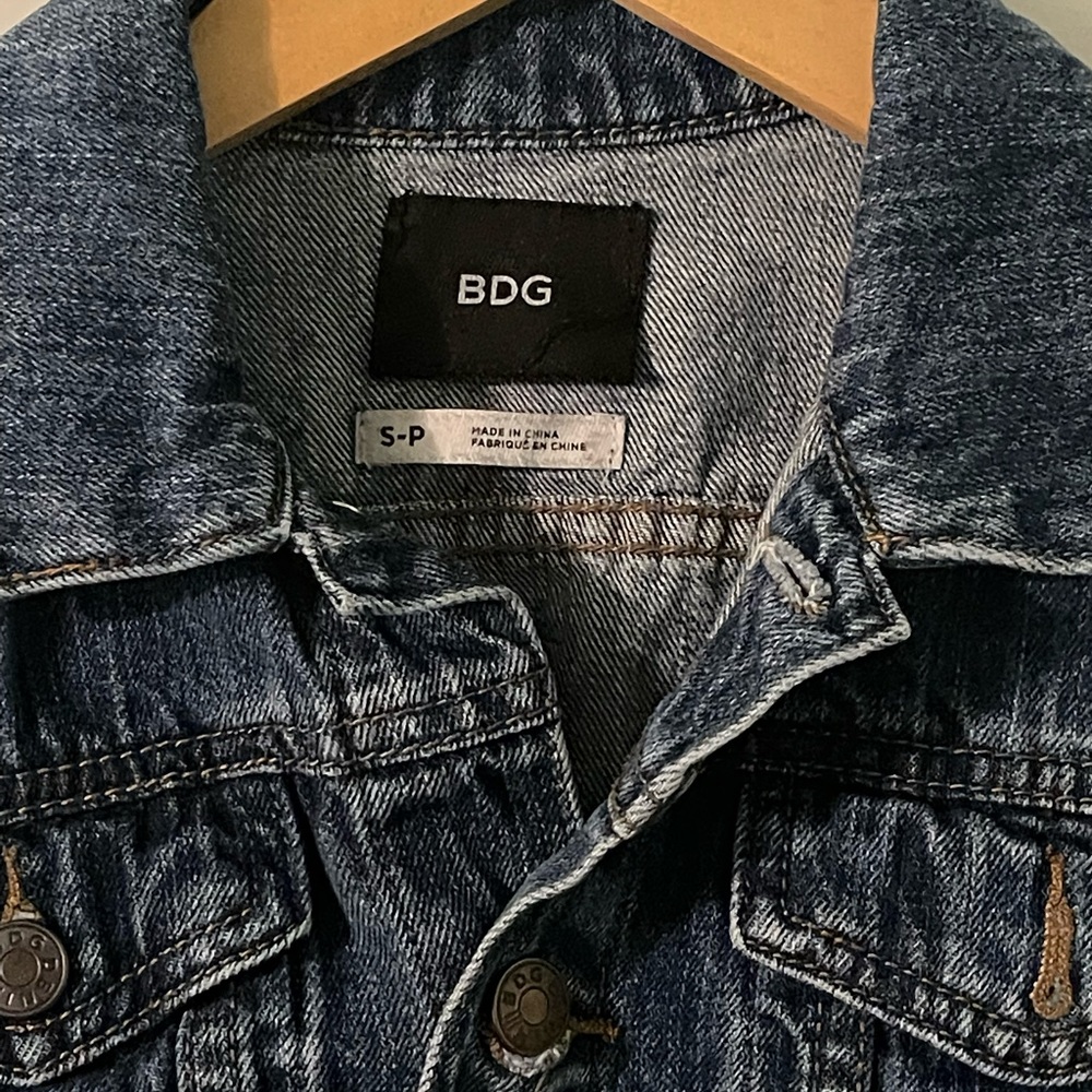 Bdg Denim Collared Button-Down Crop Jacket Size S… - image 2